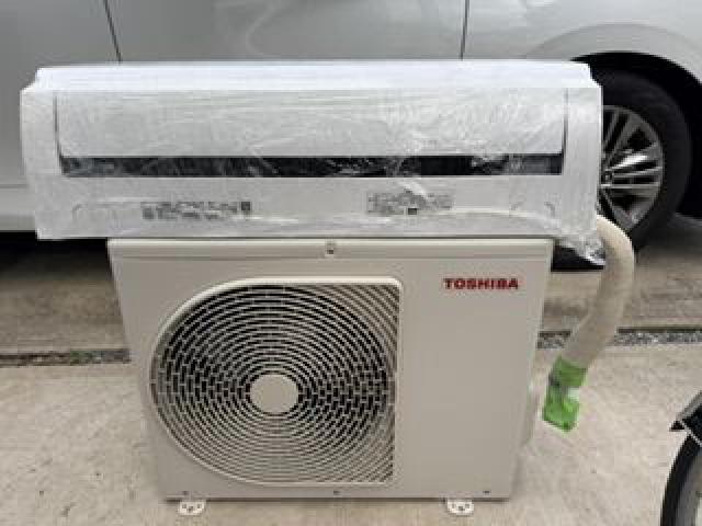 TOSHIBA エアコン 大清快 RAS-U221AX