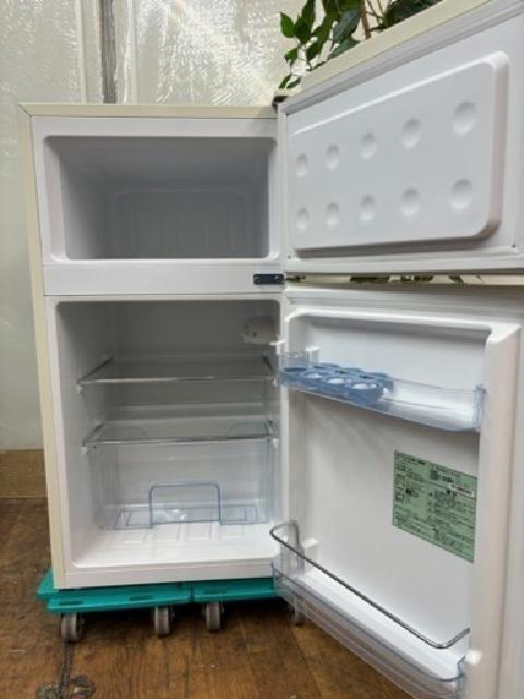 S-cubism 2ドア冷蔵庫 (85L)
