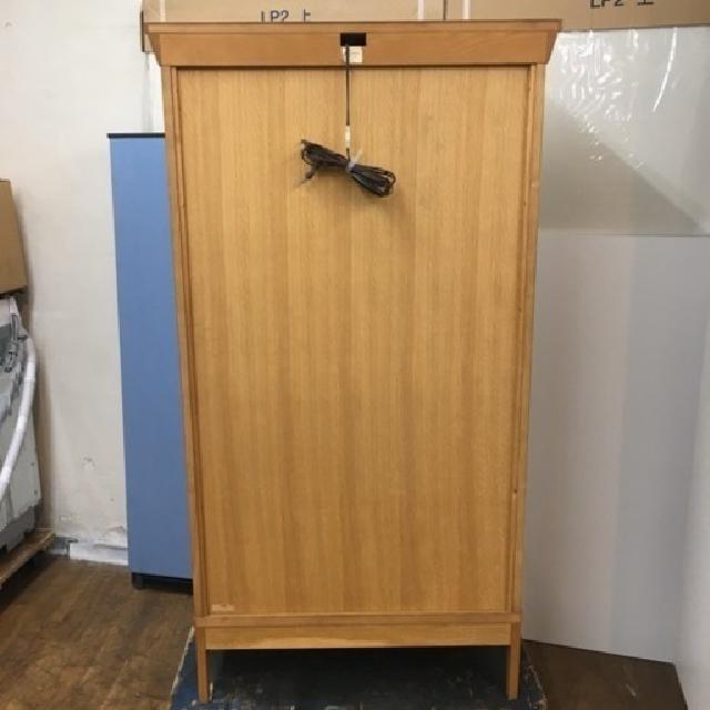 ガラスショーケース、飾り棚、幅81cm ライト付き 美品