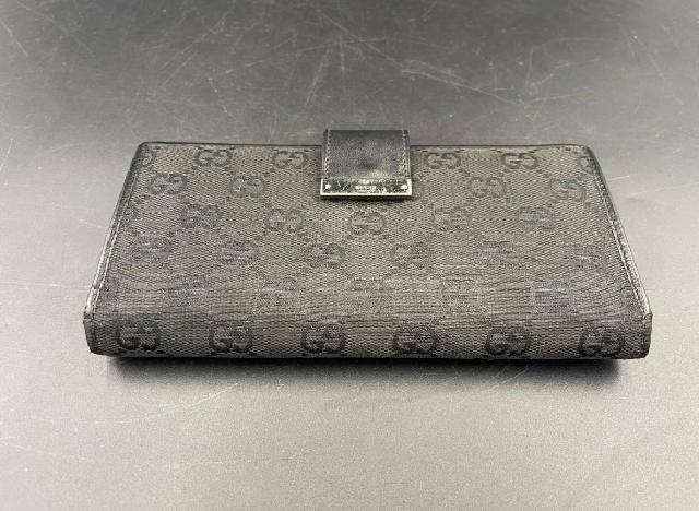 GUCCI グッチ 長財布 GG柄 メタルバー