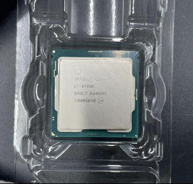 Core Intel i7-9700K CPU 0 9700K i7 | LGA1151 美品 動作確認済CPU