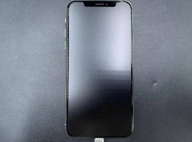 Apple iPhone X MQC22J/A 256GB SIMロックフリー