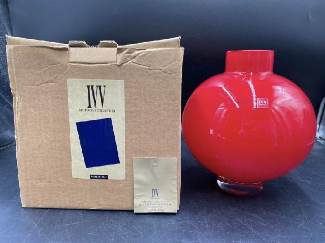 IVV イタリア製　ガラス花瓶　レッド