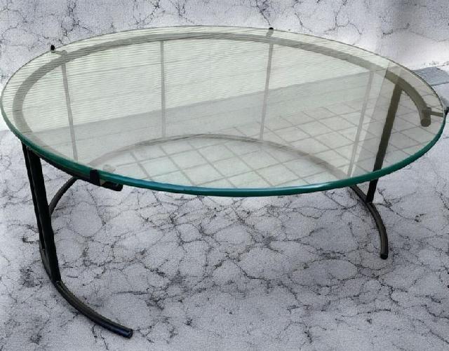 FUKLA リビングテーブル　ガラステーブル 福岡市出張買取 買取マクサス福岡博多店