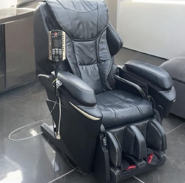 Panasonic パナソニック マッサージチェア マッサージ器 マッサージ機 家電 黒 ブラック 