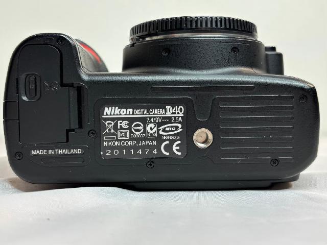 Nikon D40 デジタル一眼レフカメラ
