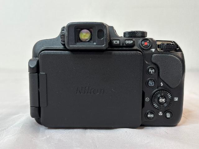 Nikon COOLPIX デジタル一眼レフカメラ