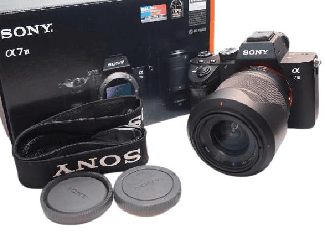 SONY α7Ⅲ デジタルカメラ 動作確認済み ストラップ付 保護レンズ付き 液晶保護フィルム有り