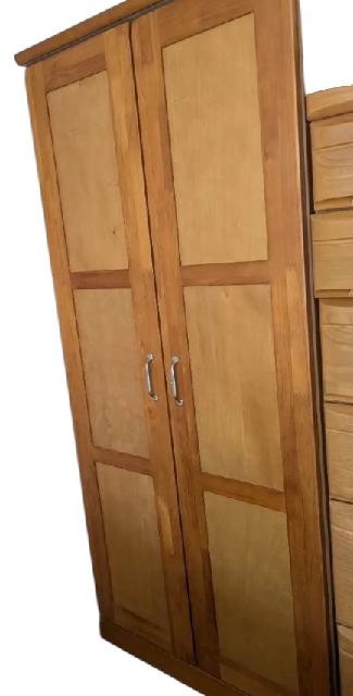 木製クローゼット