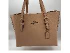 COACH チャーリー キャリーオール トートバッグ ピンクベージュ	の詳細ページを開く
