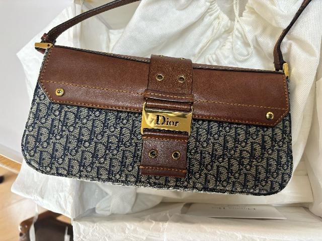 Dior ショルダーポーチ