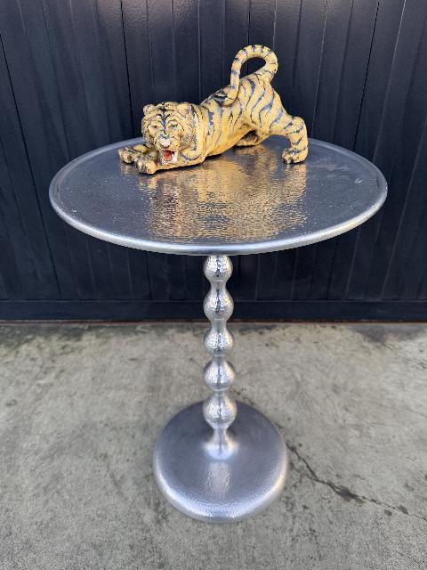 サイドテーブル　シルバー