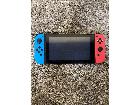 Nintendo Switchの詳細ページを開く