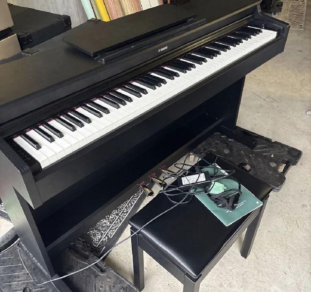 出張買取 明石市 YAMAHA ARIUS YDP-164 電子ピアノ イス 2021年製