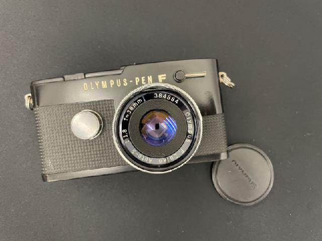 OLYMPUS PEN F