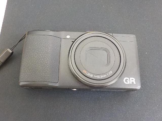 RICOH GR