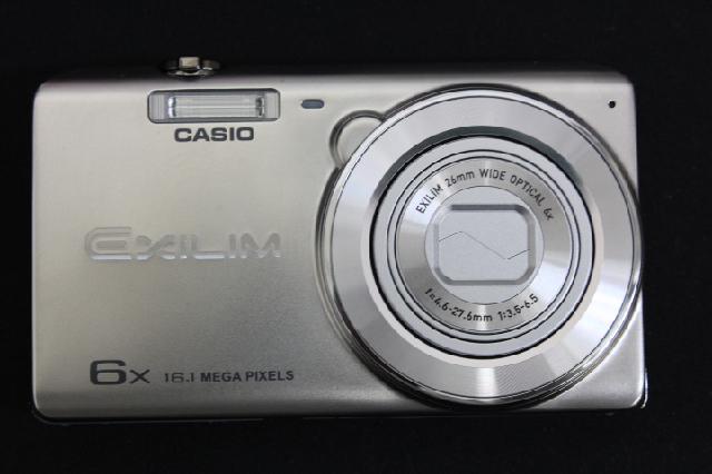 CASIO EXILIM EX-ZS25