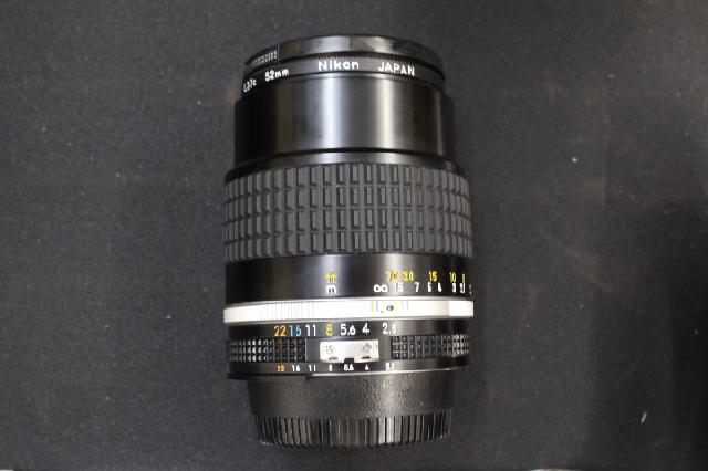 NIKON Ai-s 105mm F2.5