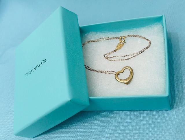 TIFFANY&Co.  オープンハートネックレス