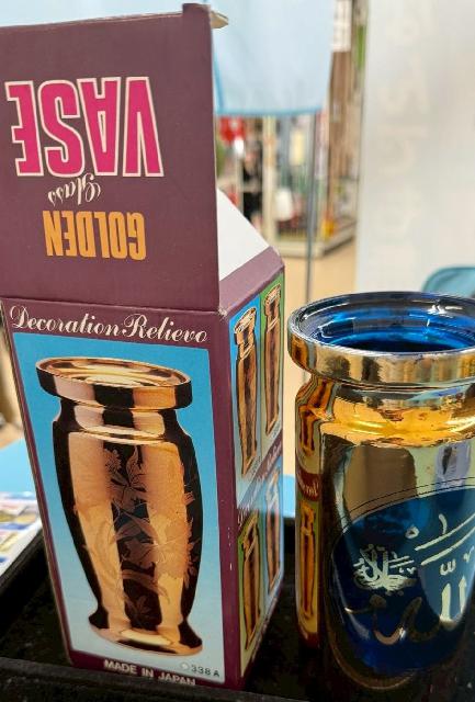 「GOLDEN GLASS VASE（ゴールデングラスベース）」