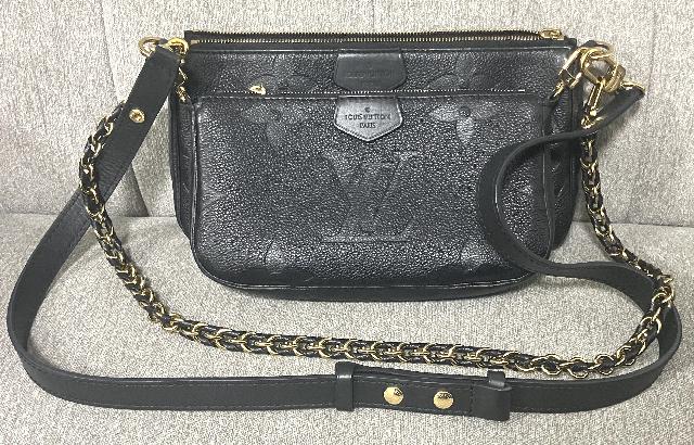 LOUIS VUITTON ミュルティ・ポシェット・アクセソワール