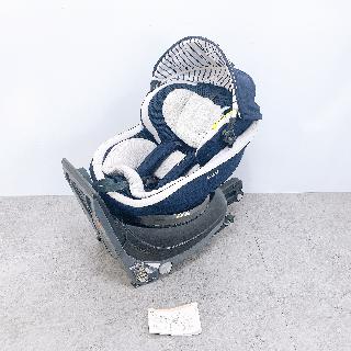 Combi チャイルドシート ブラウン/ホワイト引取限定 埼玉県川口