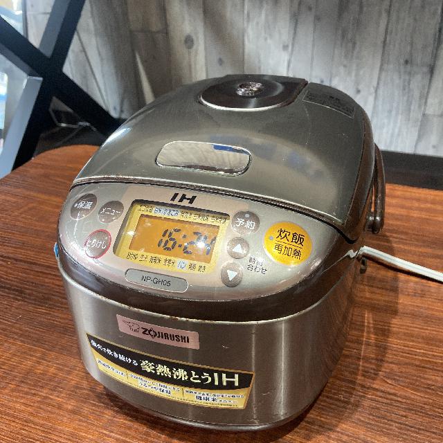 象印 炊飯器 NP-GH05E5 （ 炊飯器）の買取価格 （ID:748915