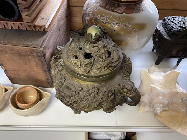 香炉