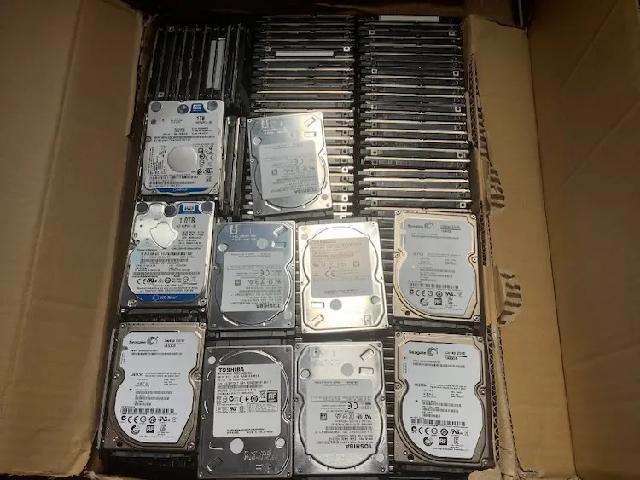 HDD、メモリ大量買取