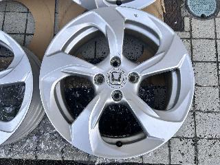 タイヤ・ホイールの買取価格相場|おいくら リサイクルショップ買い取り実績