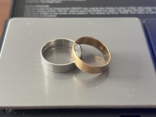 貴金属・アクセサリー　リング