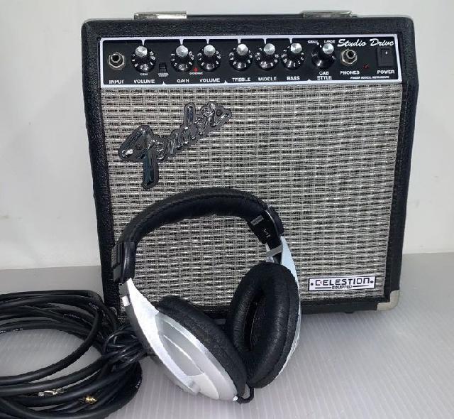 ◇ドリーム尼崎1号館◇Fender SD-15C Studio Drive ギターアンプ【ジモティー割引対象商品】 Fender Japan Guitar amplifier SD-15CE Studio Drive Discontinued