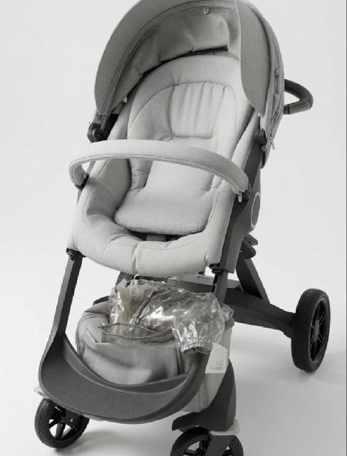 ストッケ STOKKE エクスプローリー ベビーカー レインカバー付き