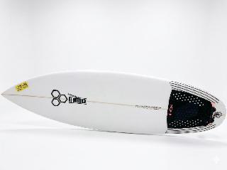サーフィン用品の買取価格相場|おいくら リサイクルショップ買い取り実績