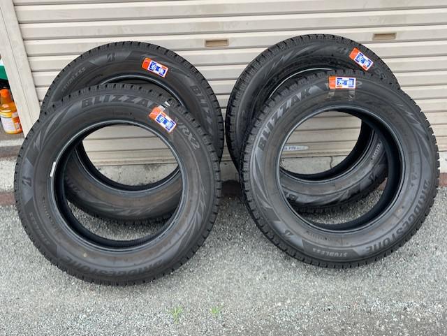 ブリヂストン BLIZZAK VRX2Z 185/65R15 スタッドレスタイヤ 4本セット 202