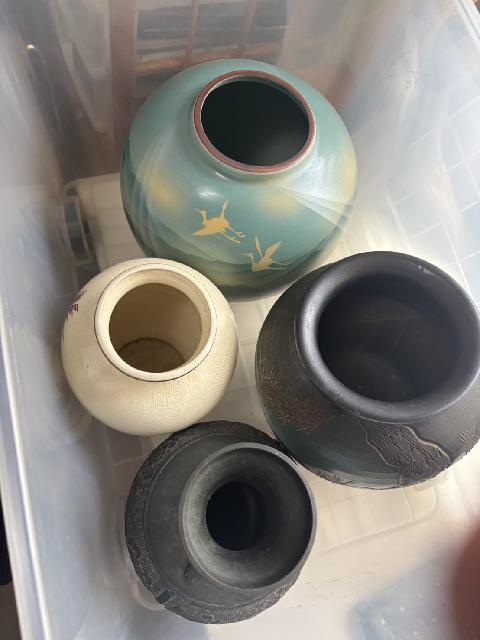 ご実家に飾ってあった壺4点