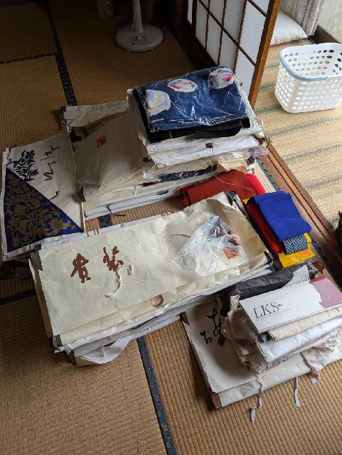 娘や孫にいらないと言われた着物・帯一式