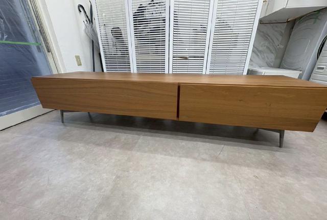 ボーコンセプト　BoConcept FERMO　TVボード　ウォールナット　美品 