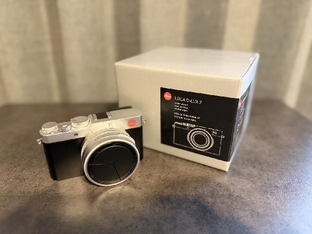 ライカ　デジタルカメラ