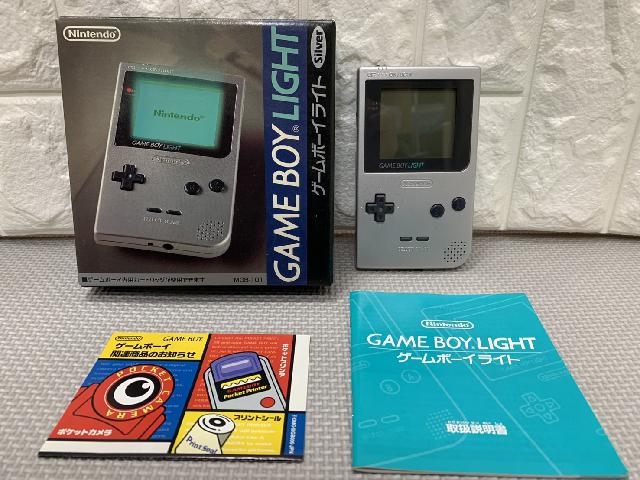 任天堂　ゲームボーイライト