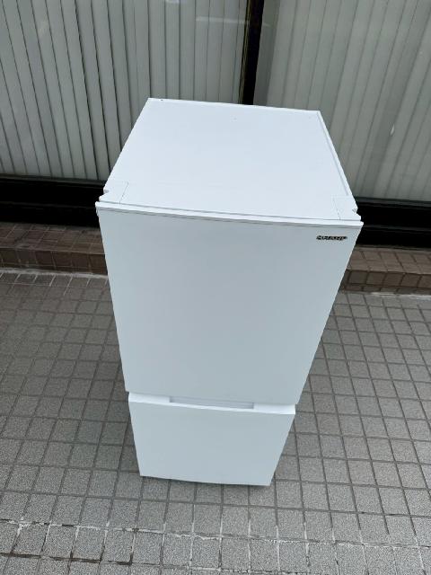 SHARP 2ドア冷蔵庫 SJ-D15K-W 2024年製を出張買取