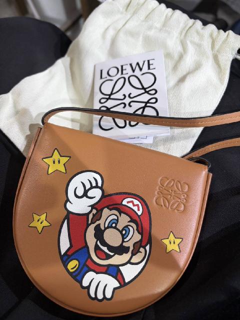 LOEWE×スーパーマリオ コラボバッグ