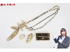 CHANEL シャネル ココマーク フェザー ゴールドカラー ネックレス 他 まとめてセット アクセの詳細ページを開く