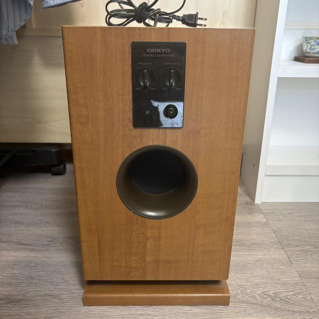 美品　ONKYO オンキョーアンプ内蔵サブウーファー　SL-105 ONKYO オンキョー サブウーファー SL-105 （ スピーカー）の買取価格