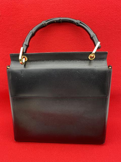 グッチ（GUCCI）ブラックレザー製 バンブーバッグ