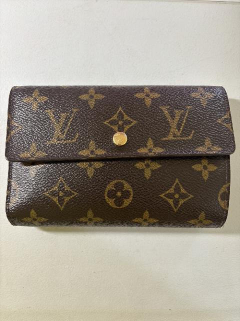  LOUIS VUITTON(ルイ・ヴィトン) 三つ折り財布 ポルト・トレゾール・エテュイ・パピエ