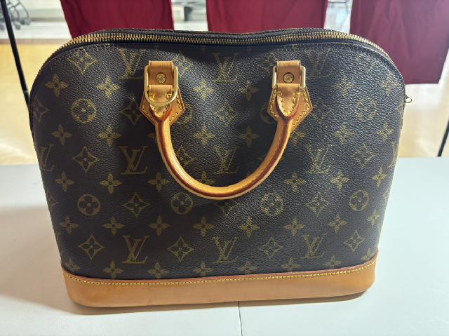LOUIS VUITTON(ルイ・ヴィトン)アルマ ハンドバッグ
