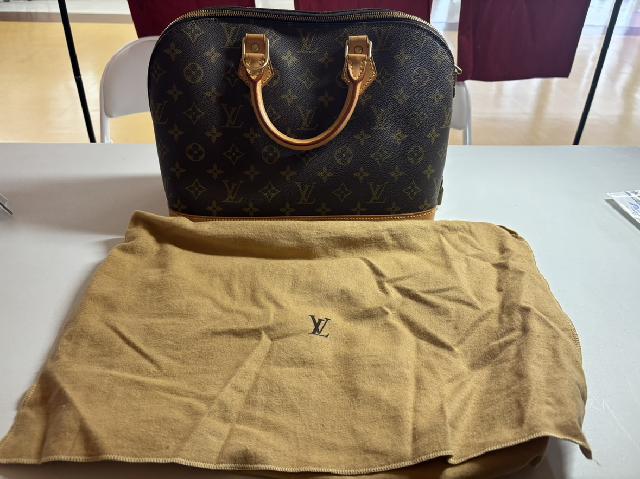 LOUIS VUITTON(ルイ・ヴィトン)アルマ ハンドバッグ