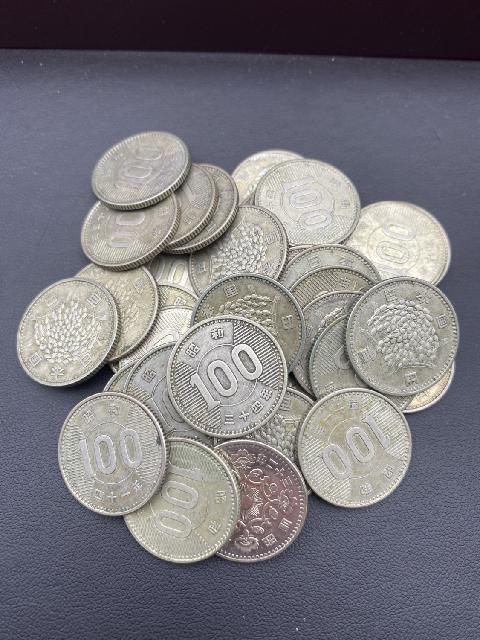 稲穂100円銀貨・鳳凰100円銀貨　35枚