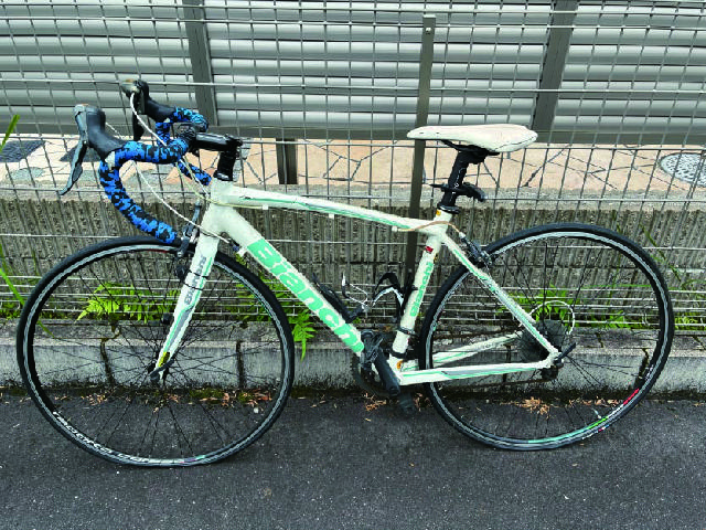 ロードバイク　自転車